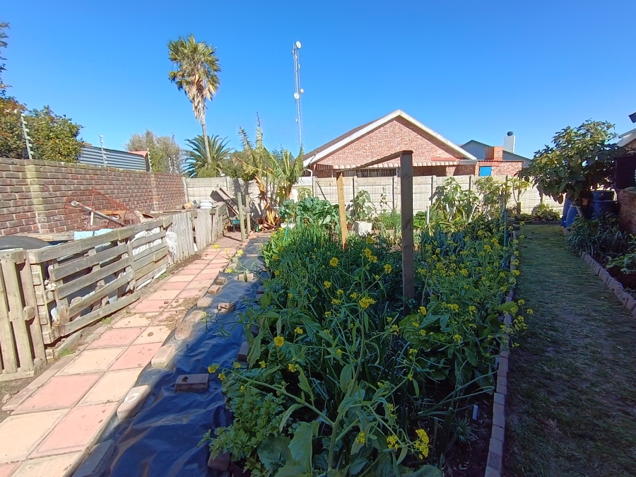 3 Bedroom Property for Sale in Wavecrest Eastern Cape